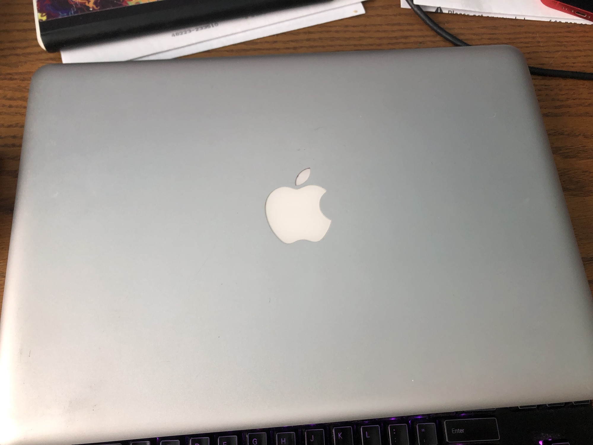 2012 Macbook Pro lid